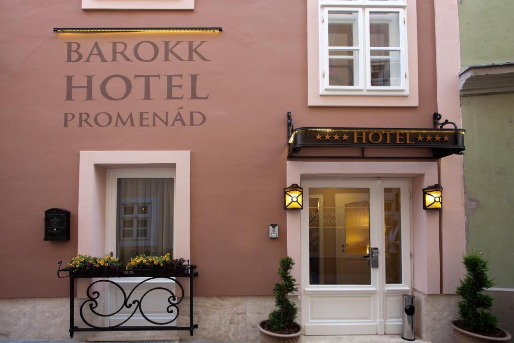 Barokk Hotel Promenad Győr Kültér fotó